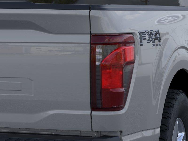 Vehicle photo 21