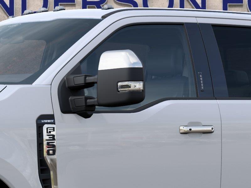 Vehicle photo 20