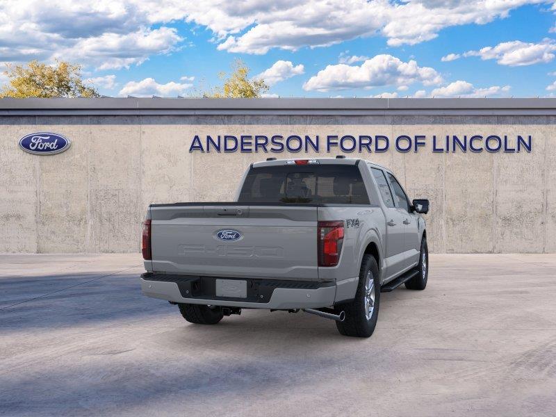 Vehicle photo 8