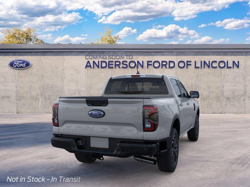 Vehicle photo 8