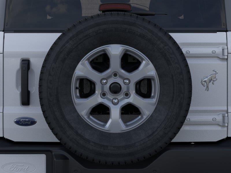 Vehicle photo 24