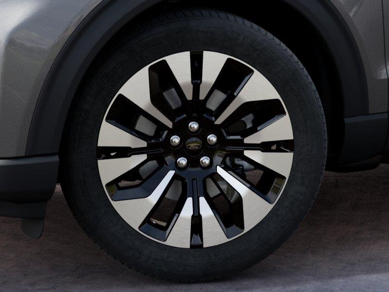 Vehicle photo 19
