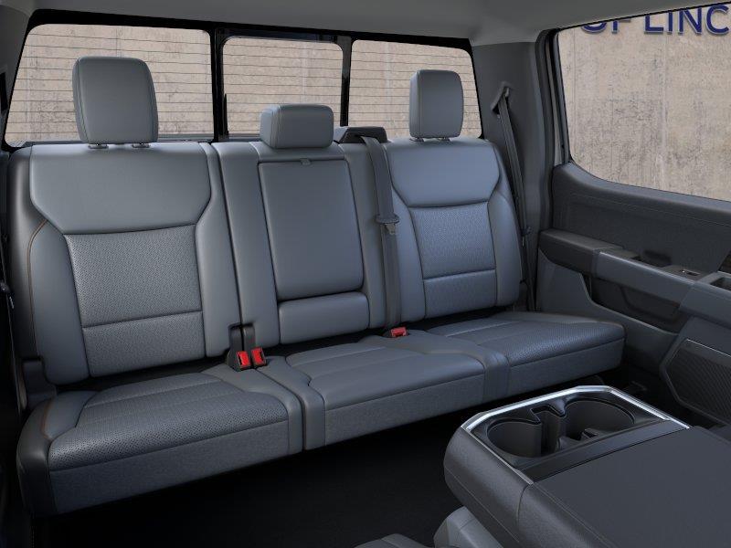 Vehicle photo 11
