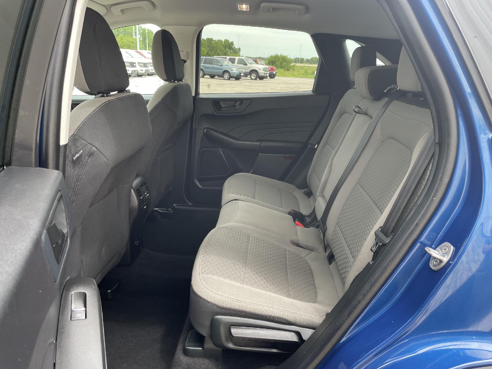 Used 2022 Ford Escape SE Hybrid SUV for sale in Lincoln NE