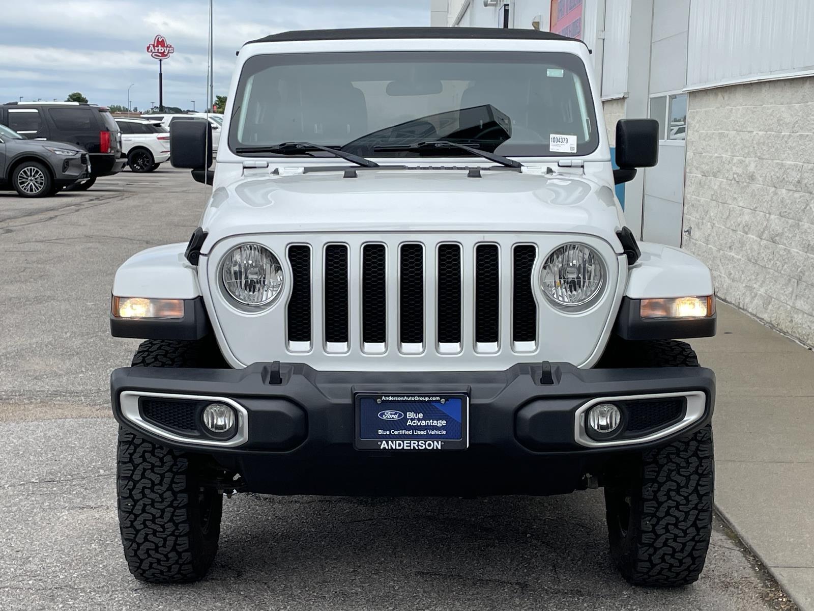 Used 2018 Jeep Wrangler Unlimited Sahara SUV for sale in Lincoln NE