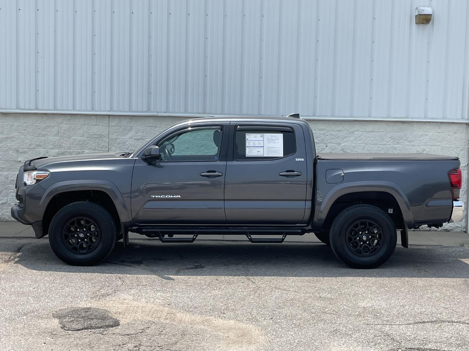 Used 2021 Toyota Tacoma 4WD SR5 Double Cab Truck for sale in Lincoln NE