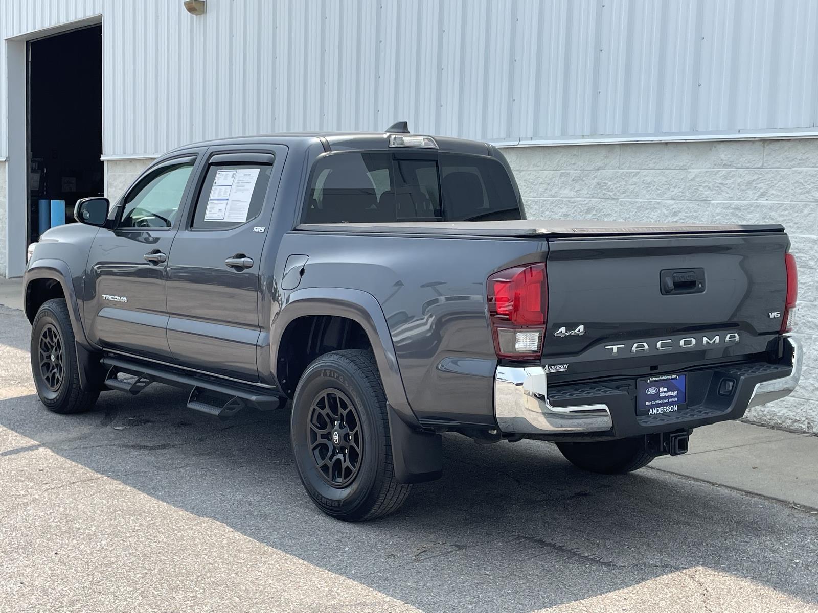 Used 2021 Toyota Tacoma 4WD SR5 Double Cab Truck for sale in Lincoln NE