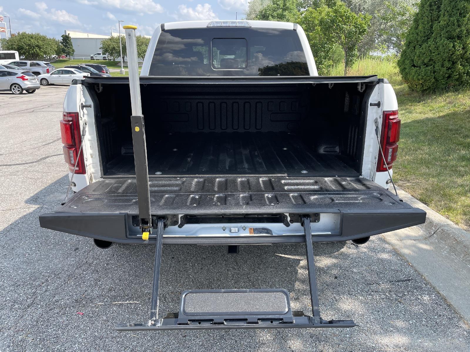 Used 2018 Ford F-150 Raptor Crew Cab Truck for sale in Lincoln NE