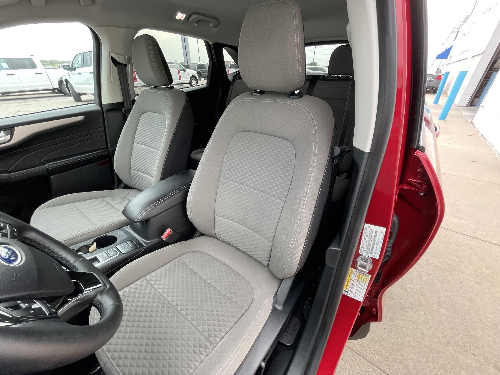 Used 2021 Ford Escape SE SUV for sale in Lincoln NE