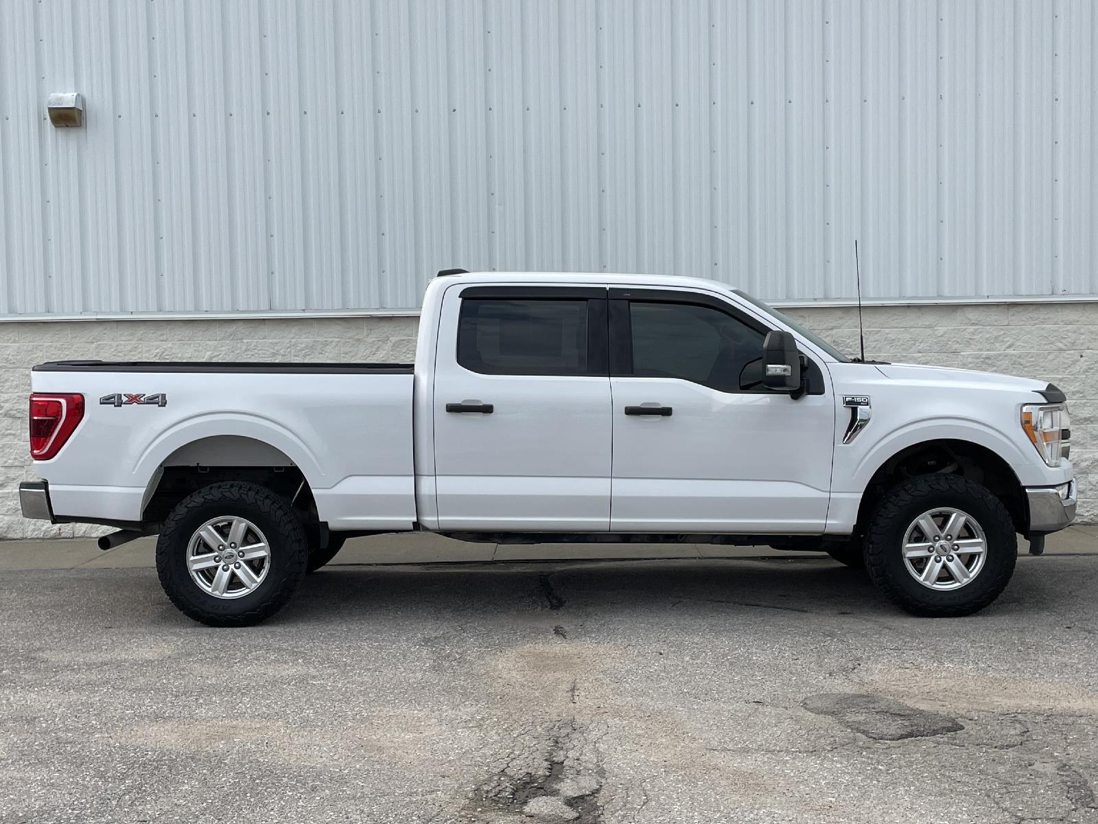 Used 2021 Ford F-150 XLT Crew Cab Truck for sale in Lincoln NE