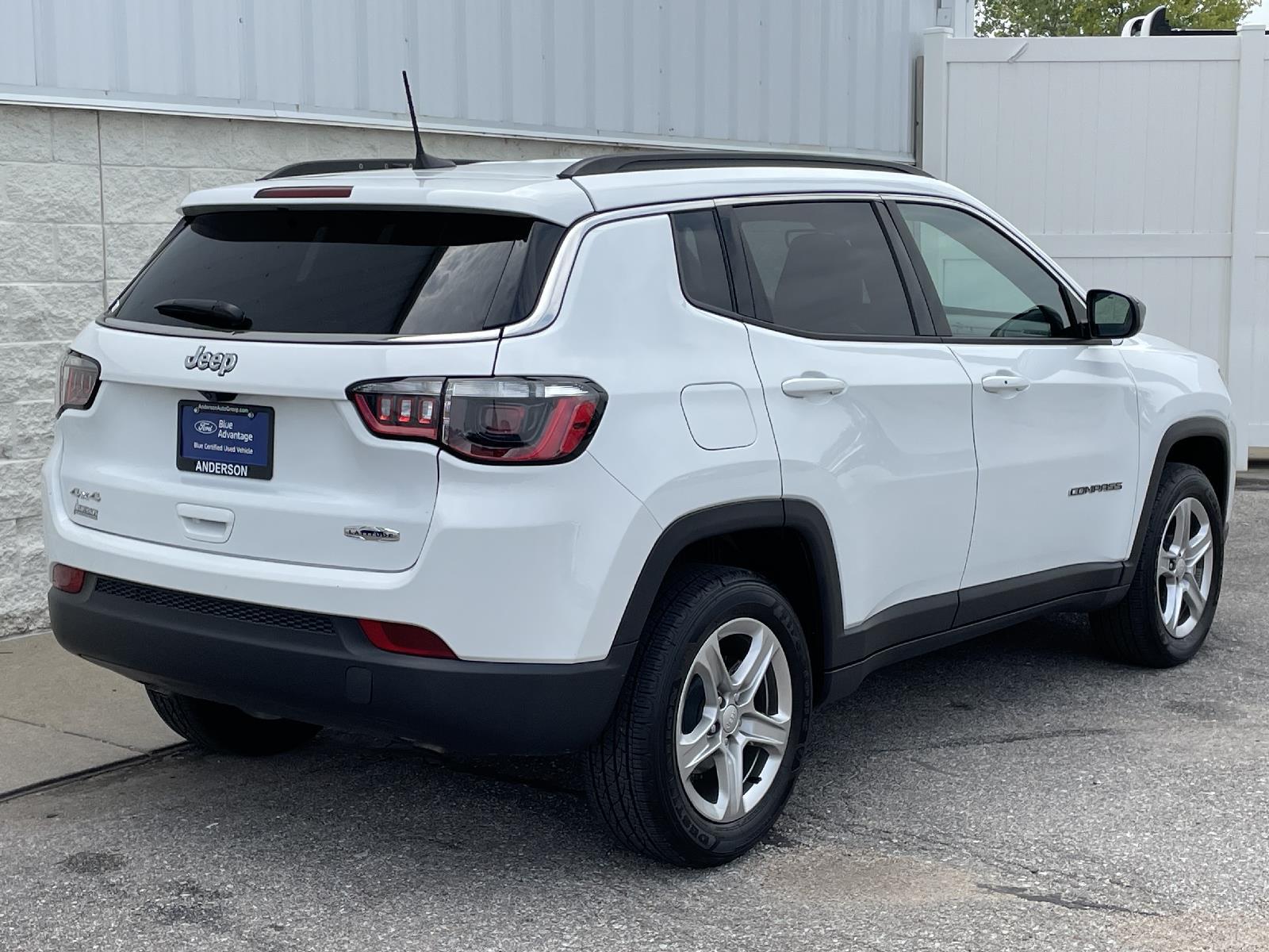 Used 2024 Jeep Compass Latitude SUV for sale in Lincoln NE