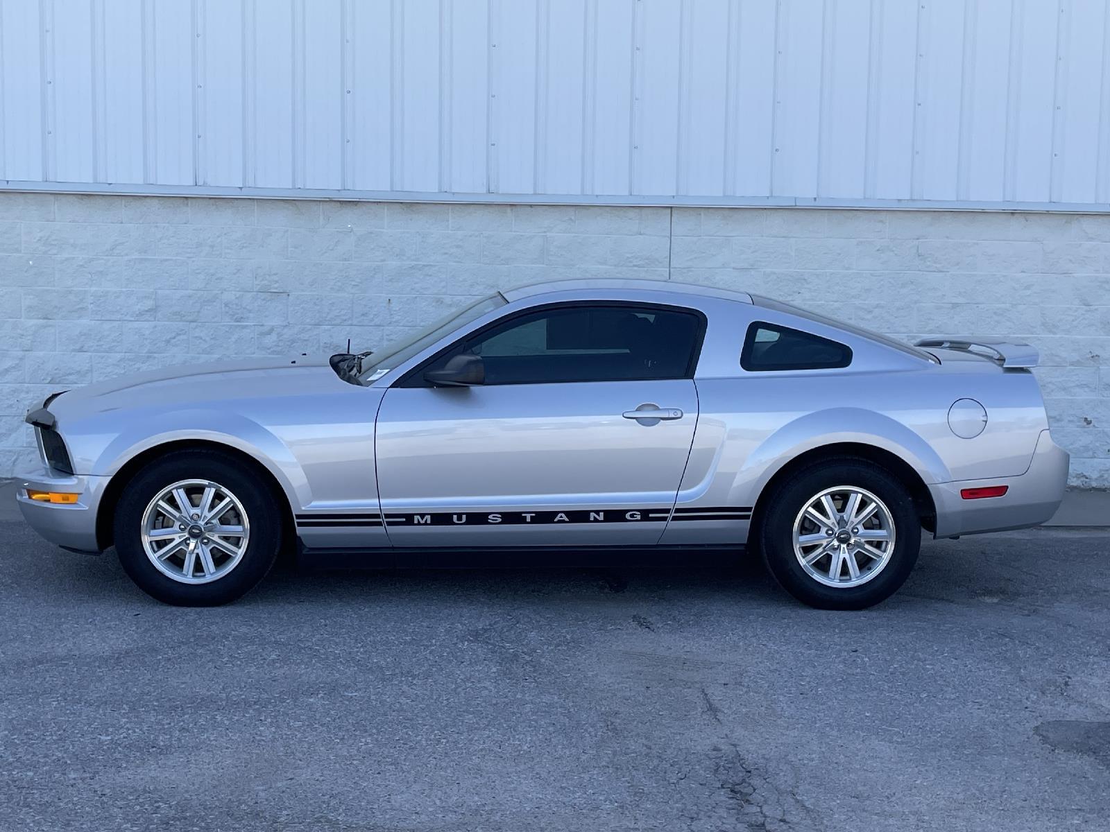 Used 2006 Ford Mustang Standard Coupe for sale in Lincoln NE