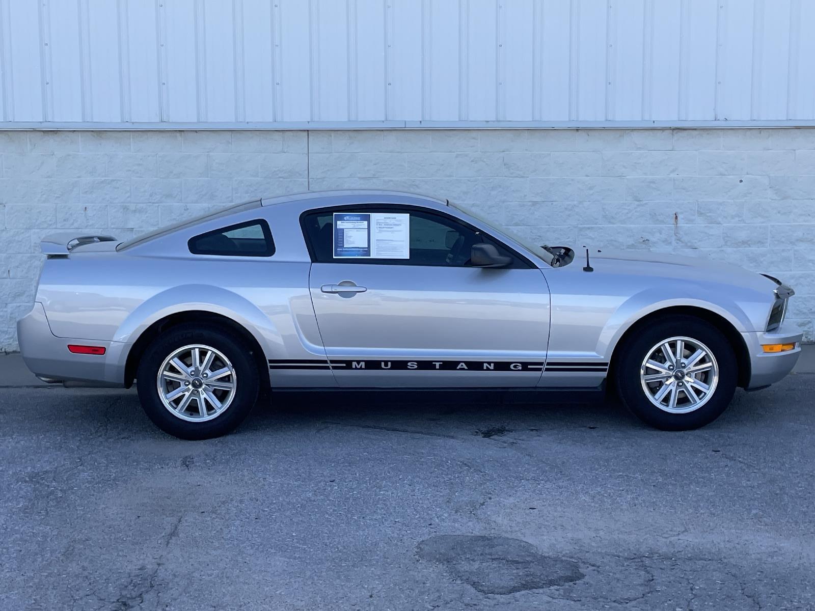 Used 2006 Ford Mustang Standard Coupe for sale in Lincoln NE