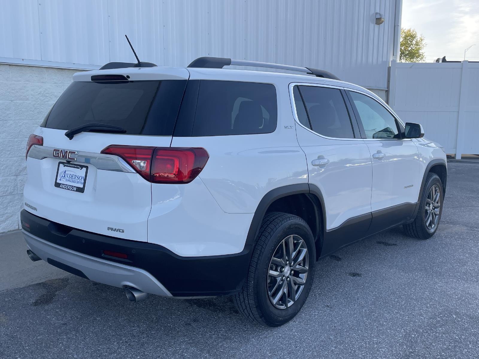 Used 2019 GMC Acadia SLT 4 door for sale in Lincoln NE