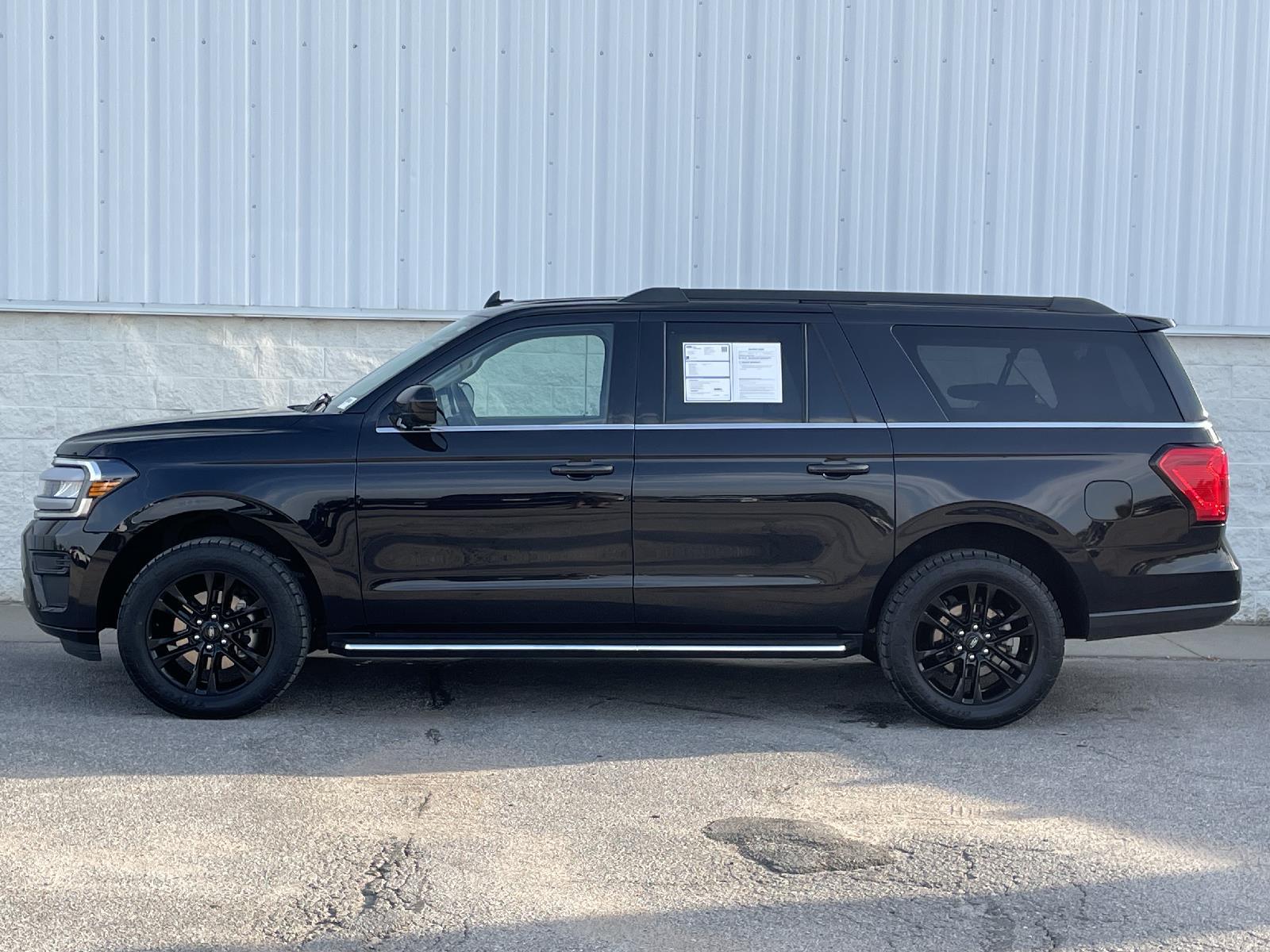 Used 2022 Ford Expedition Max XLT SUV for sale in Lincoln NE