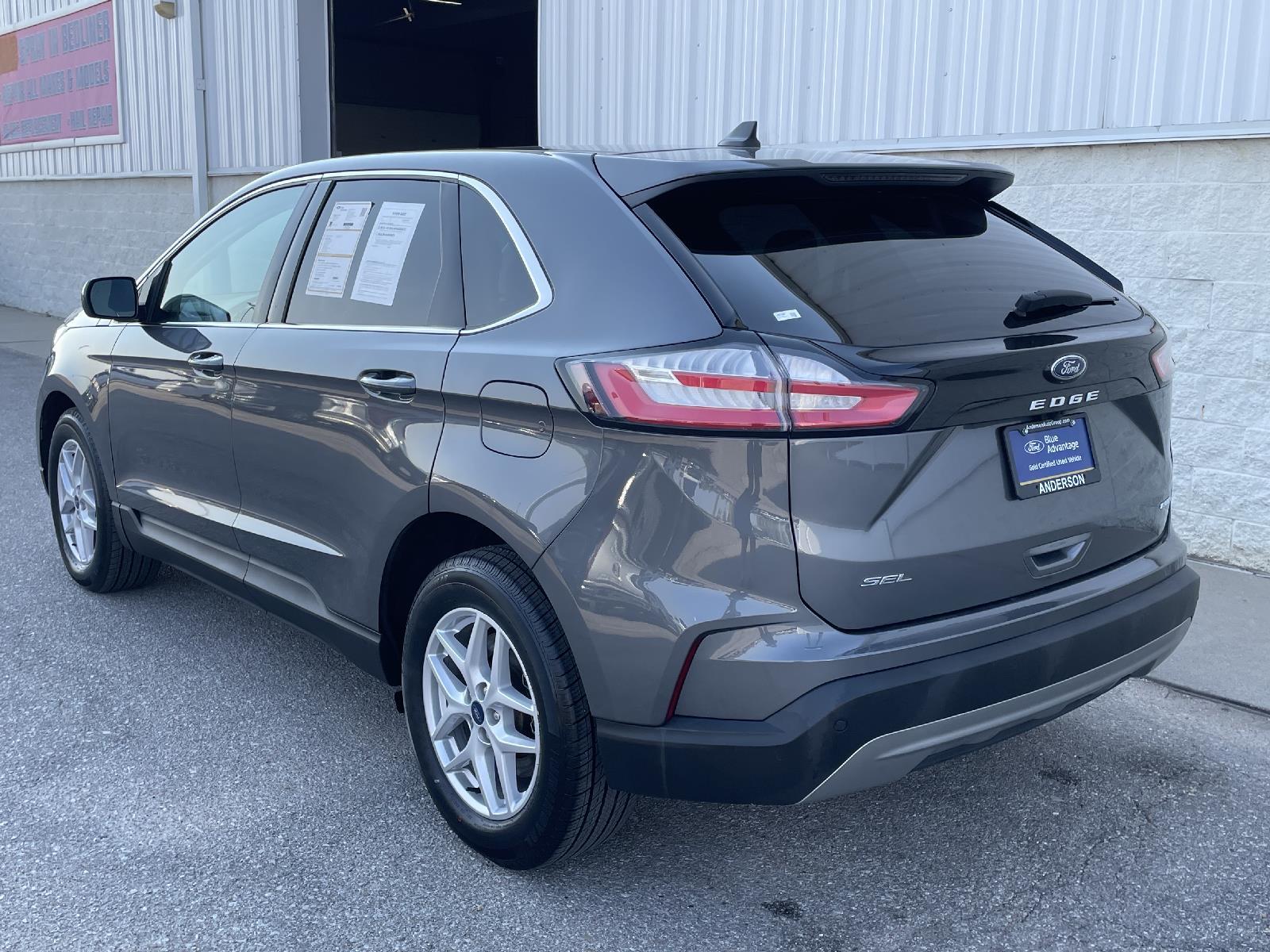 Used 2021 Ford Edge SEL SUV for sale in Lincoln NE