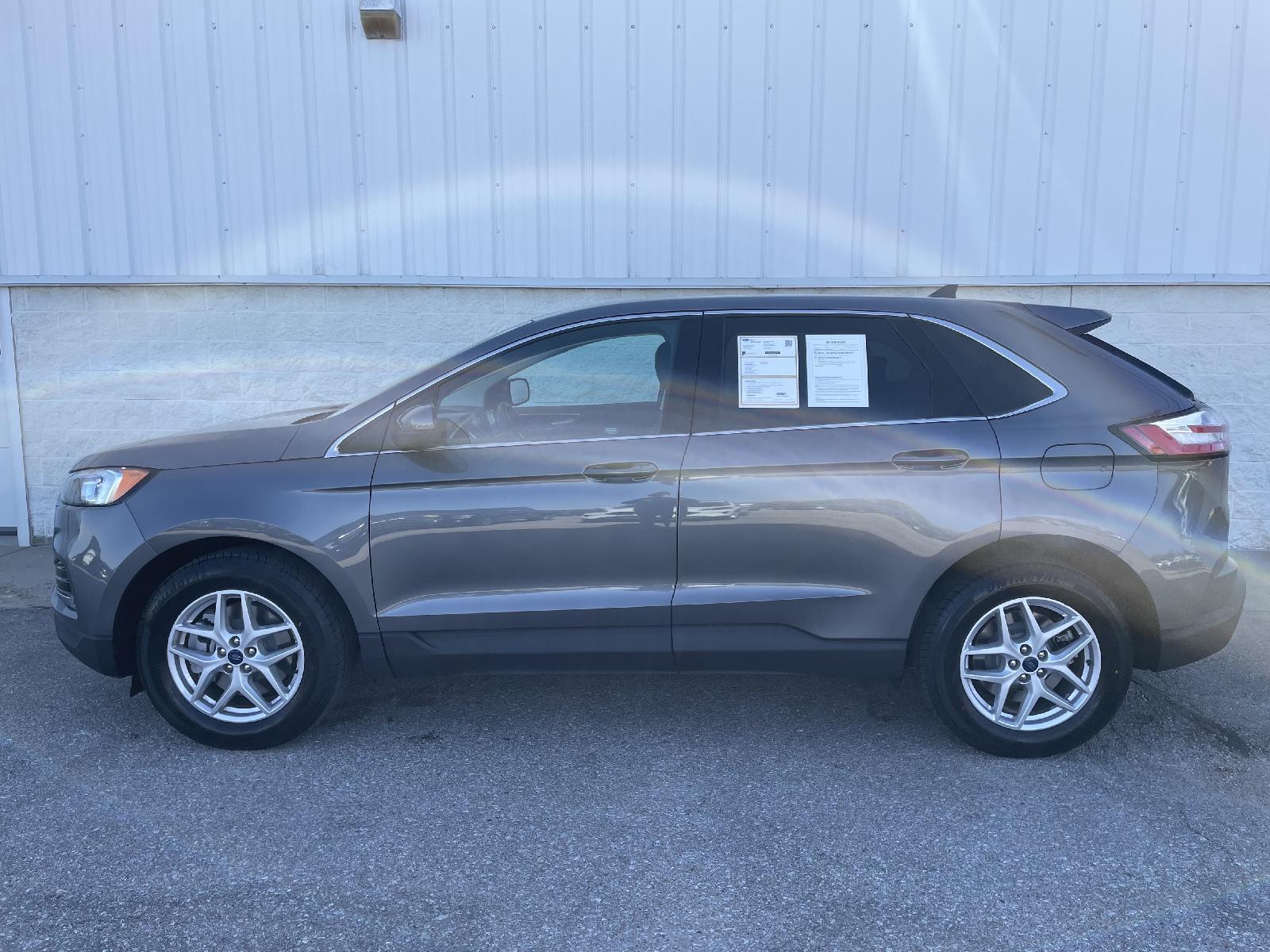 Used 2021 Ford Edge SEL SUV for sale in Lincoln NE