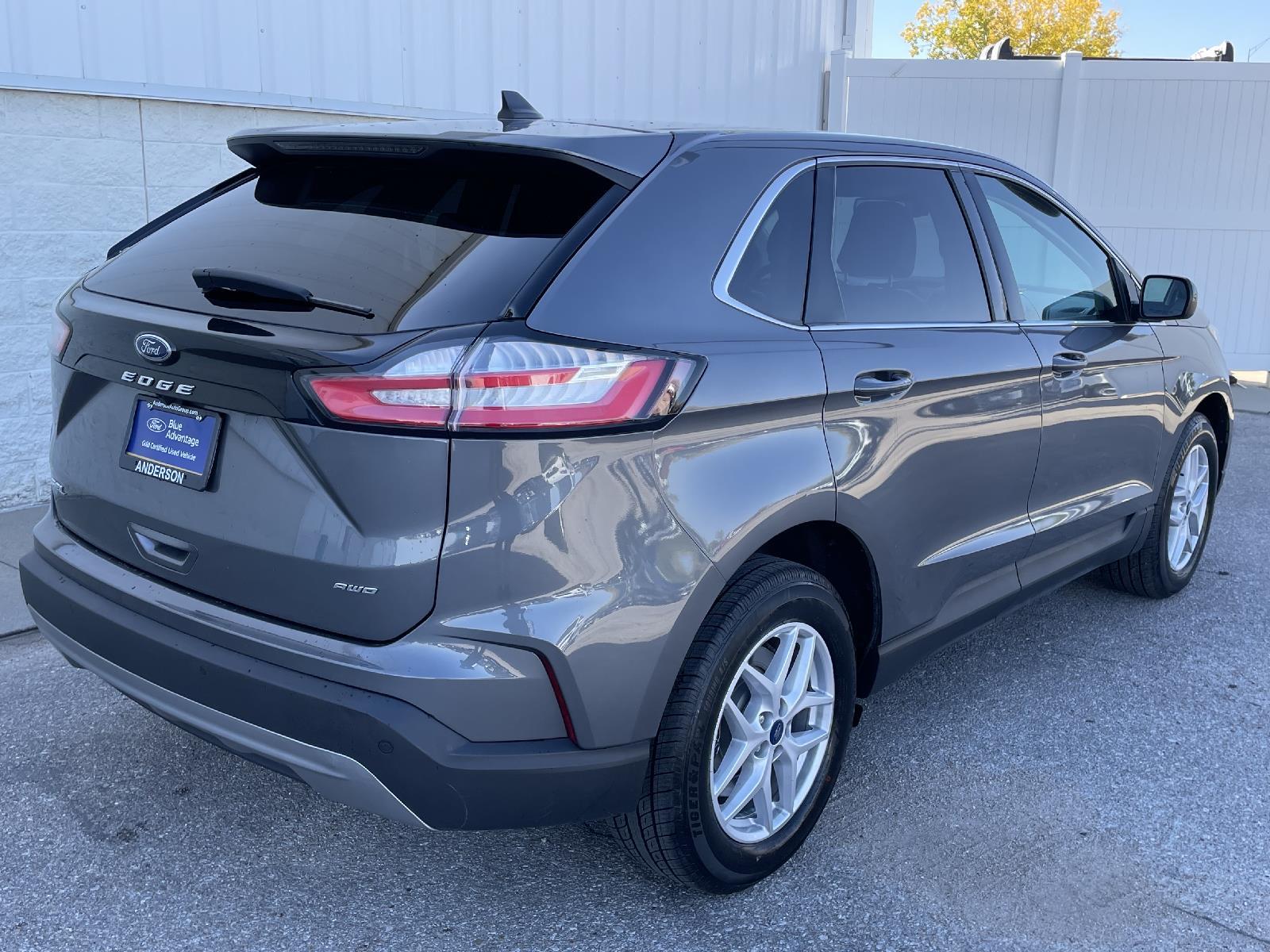 Used 2021 Ford Edge SEL SUV for sale in Lincoln NE