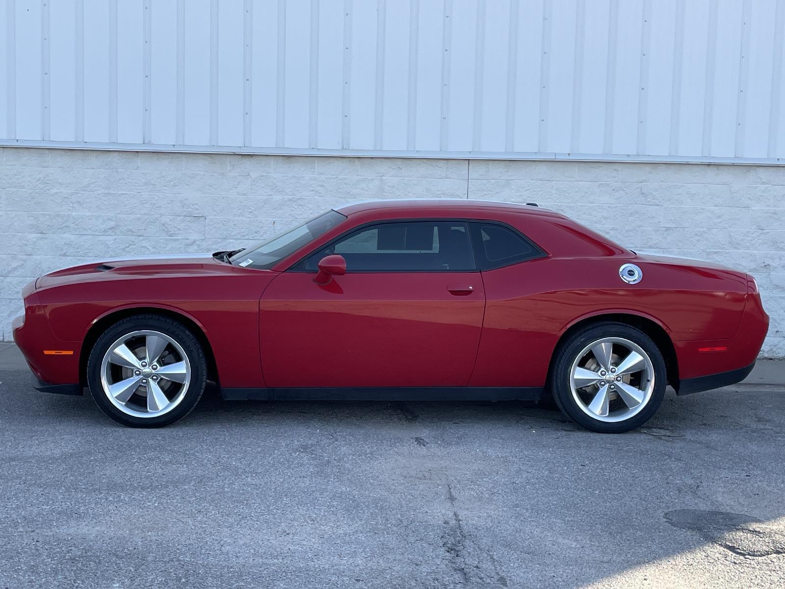 Used 2015 Dodge Challenger SXT Coupe for sale in Lincoln NE