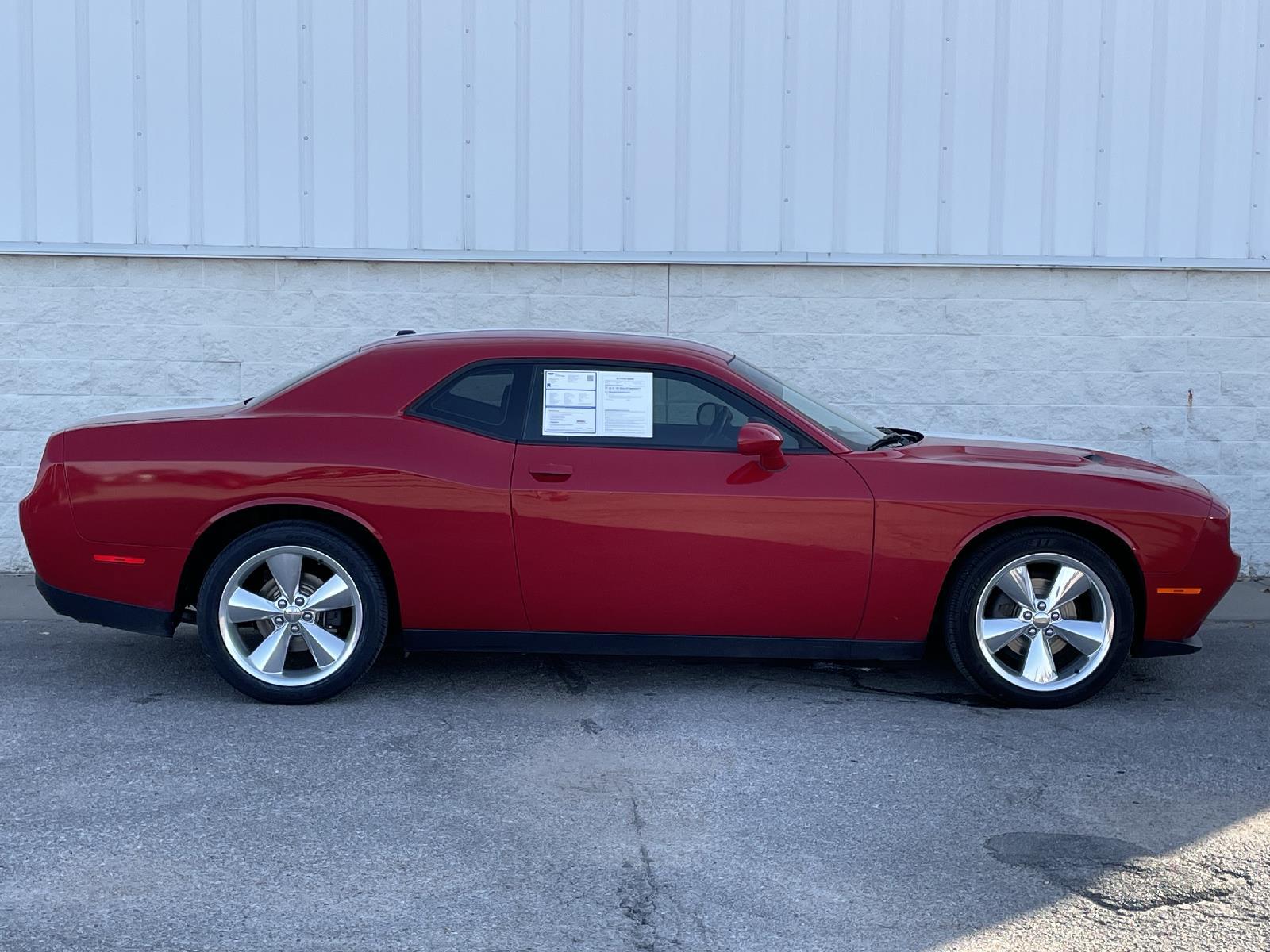 Used 2015 Dodge Challenger SXT Coupe for sale in Lincoln NE