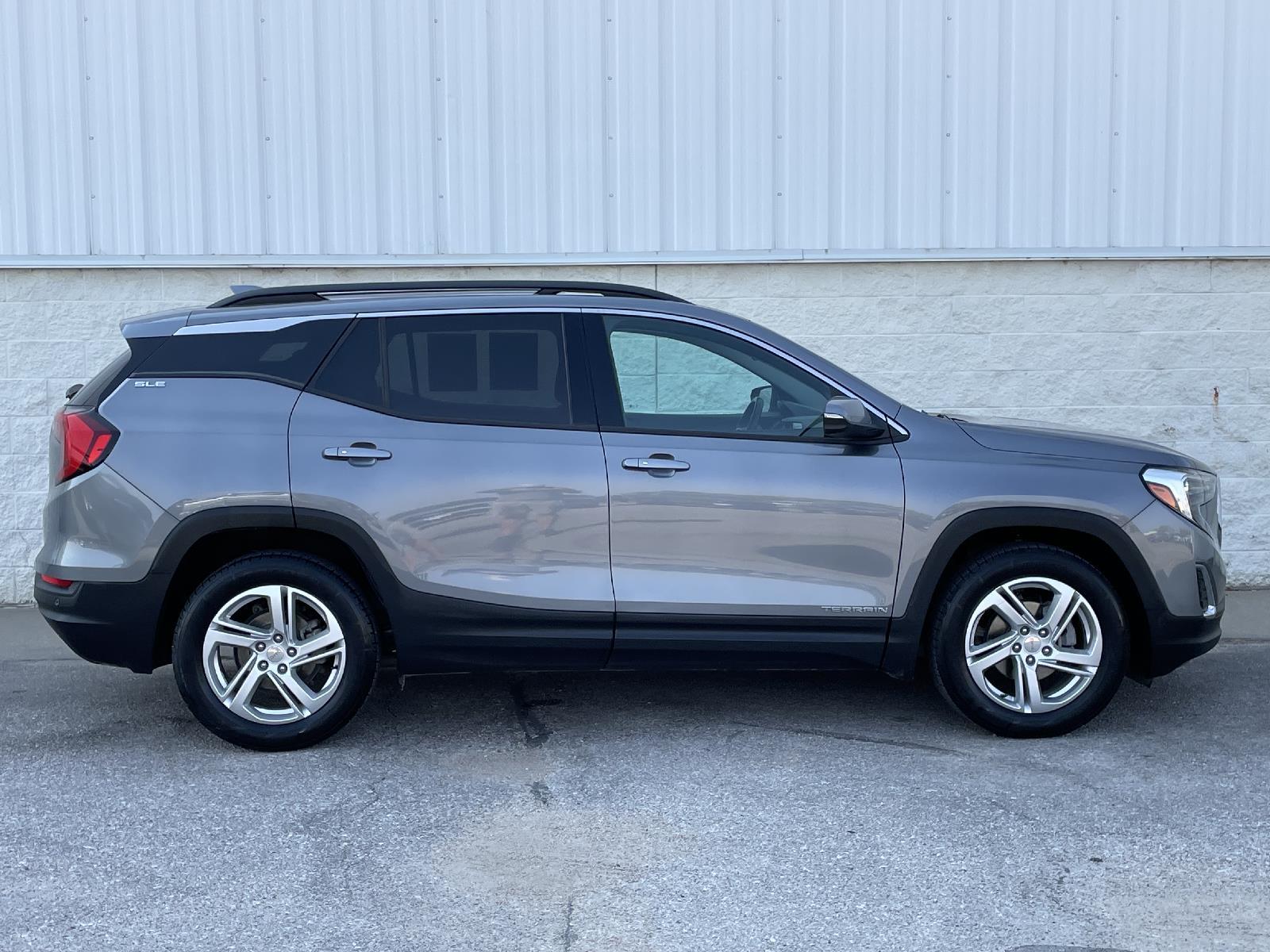 Used 2018 GMC Terrain SLE SUV for sale in Lincoln NE