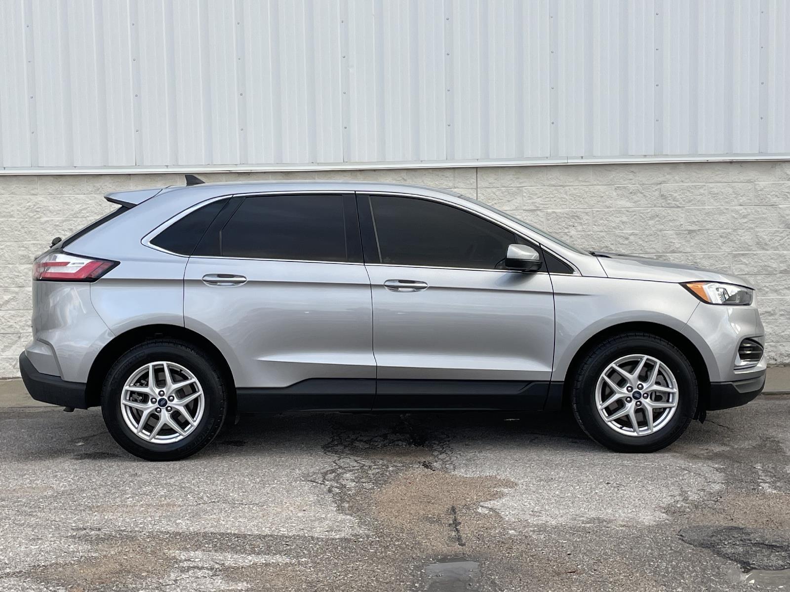 Used 2022 Ford Edge SEL SUV for sale in Lincoln NE