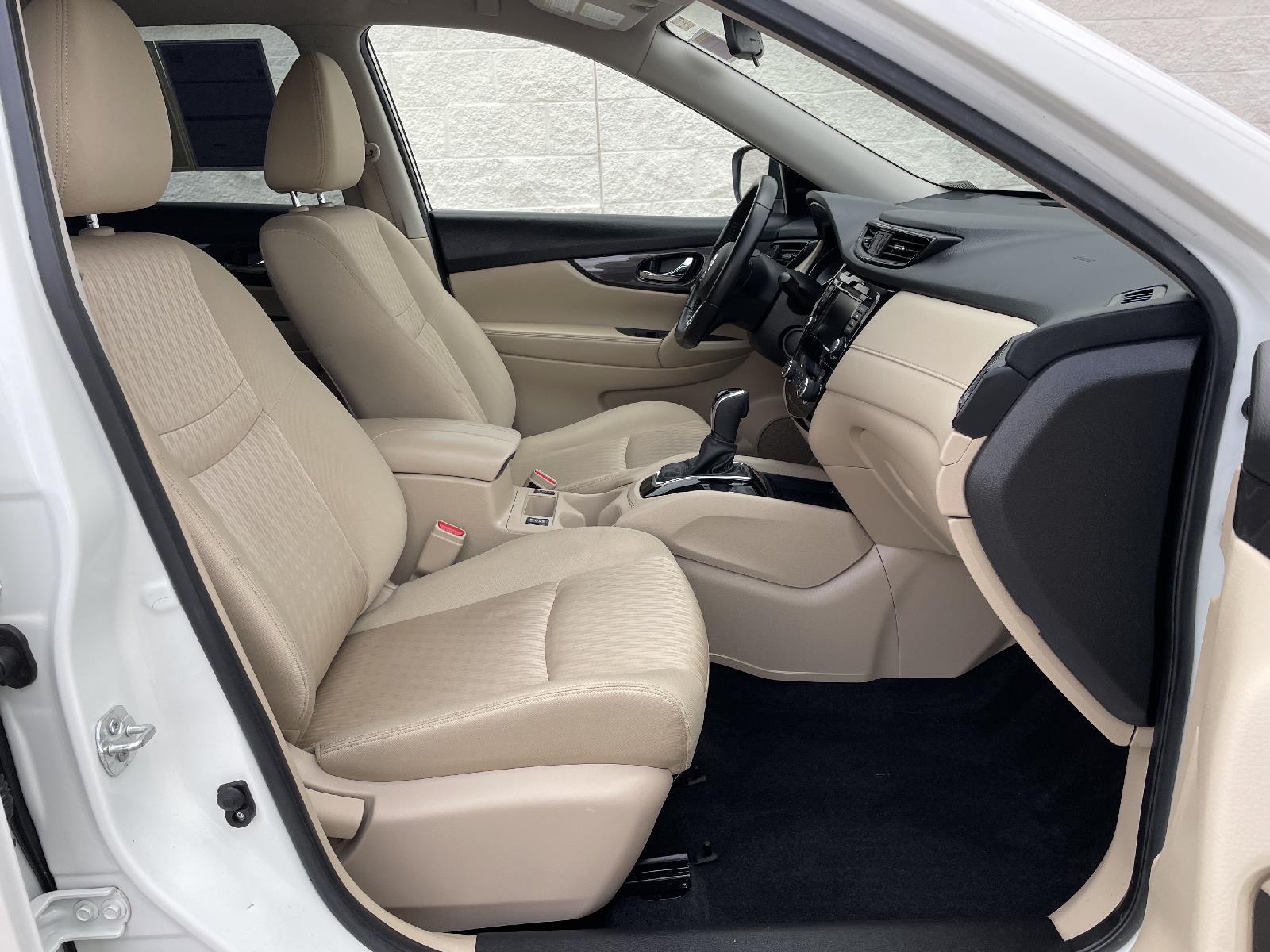 Used 2019 Nissan Rogue SV SUV for sale in Lincoln NE