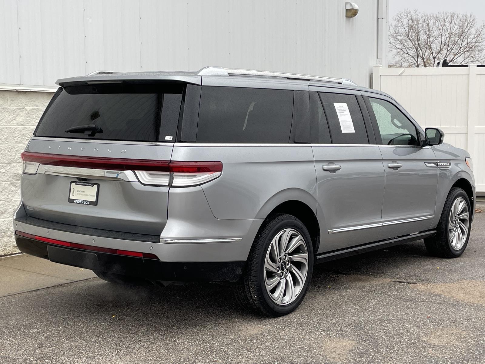 Used 2022 Lincoln Navigator L Reserve SUV for sale in Lincoln NE