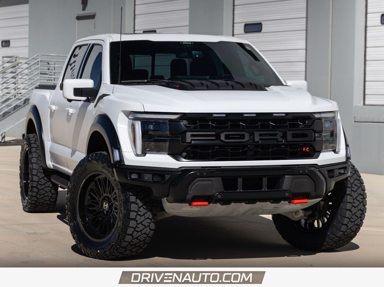 Oxford White 2025 Ford F-150 Pickup Truck Four-Wheel Drive Automatic
