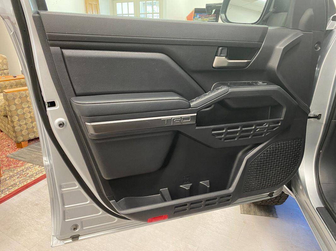 2025 Toyota Tacoma TRD photo 10