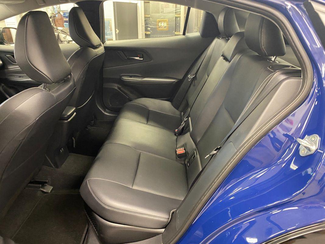 2025 Toyota Prius XLE photo 12