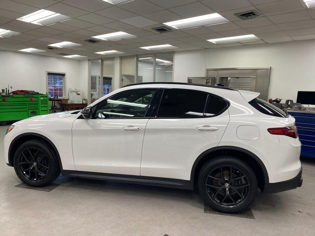 2019 Alfa Romeo Stelvio Ti Sport
