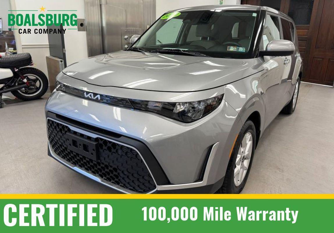 Steel Gray 2023 Kia Soul LX FWD SUV / Crossover Front-Wheel Drive Continuously Variable Transmission