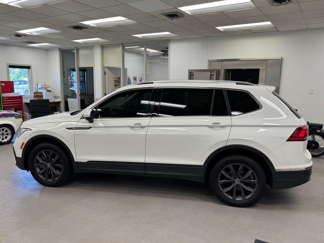 2022 Volkswagen Tiguan 2.0T SE 4Motion's photo