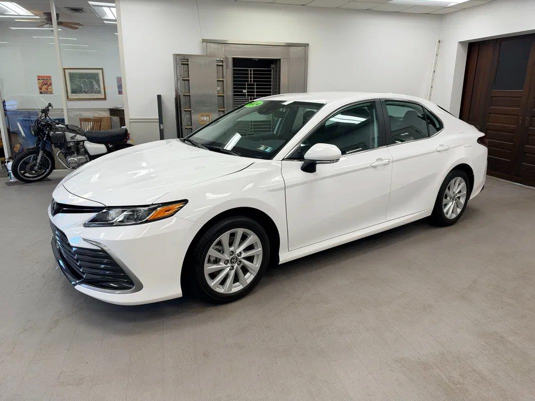 2024 Toyota Camry LE