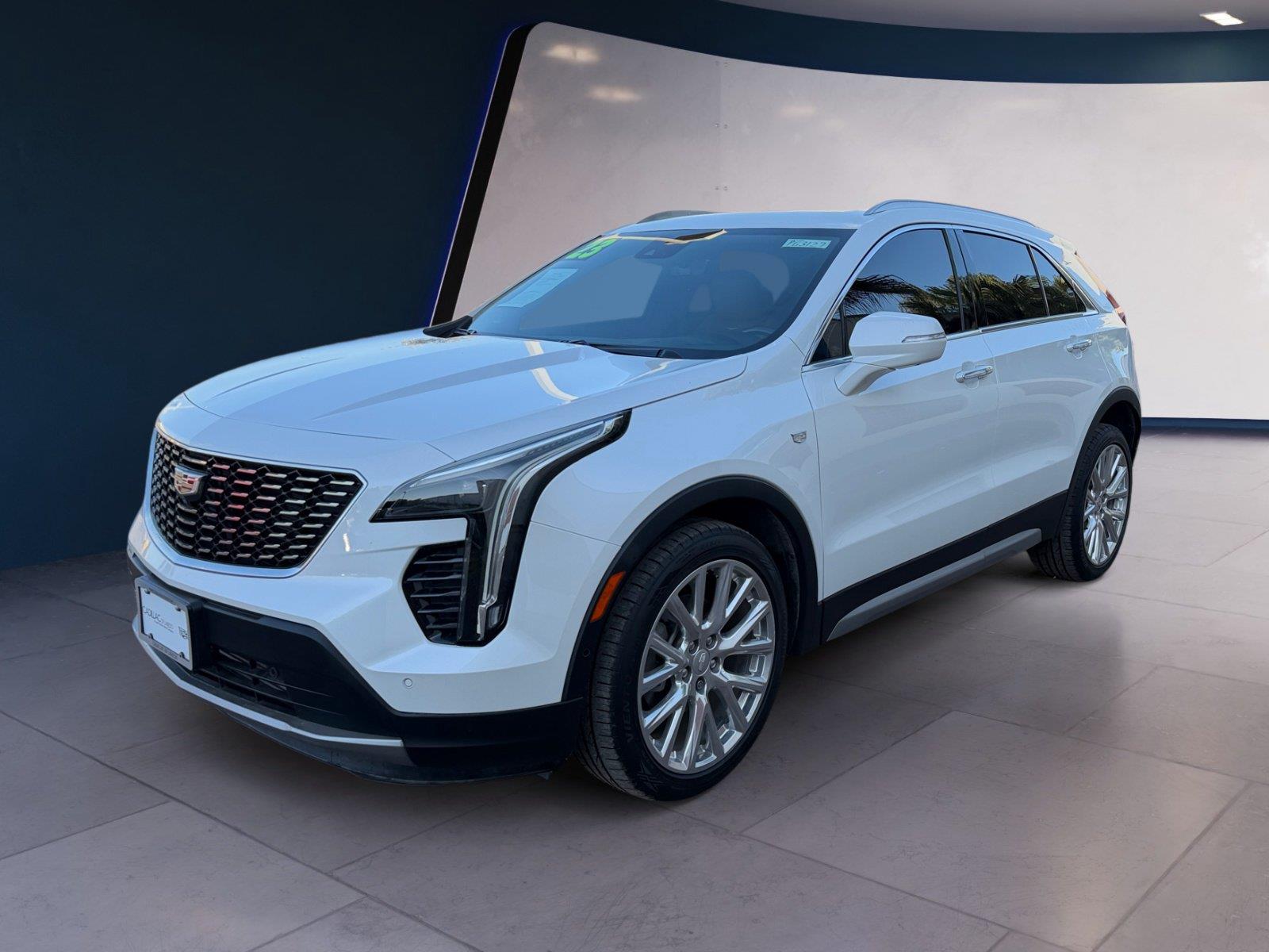 2023 Cadillac XT4 Premium Luxury FWD