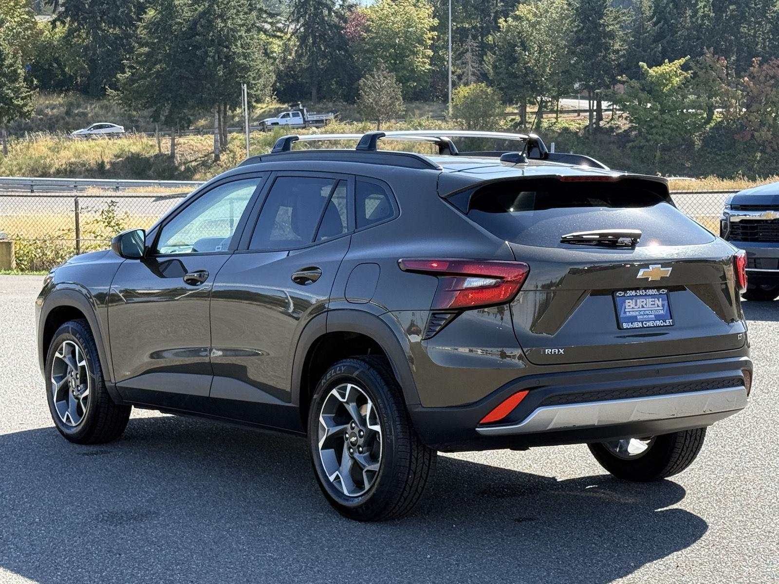 Used 2024 Chevrolet Trax SUV