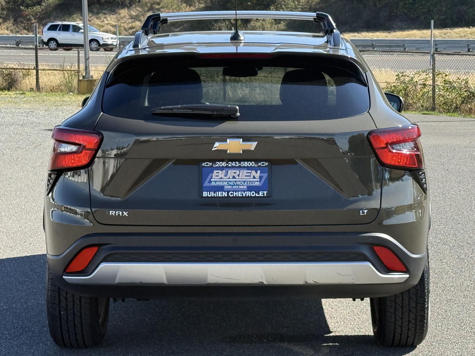 Used 2024 Chevrolet Trax SUV