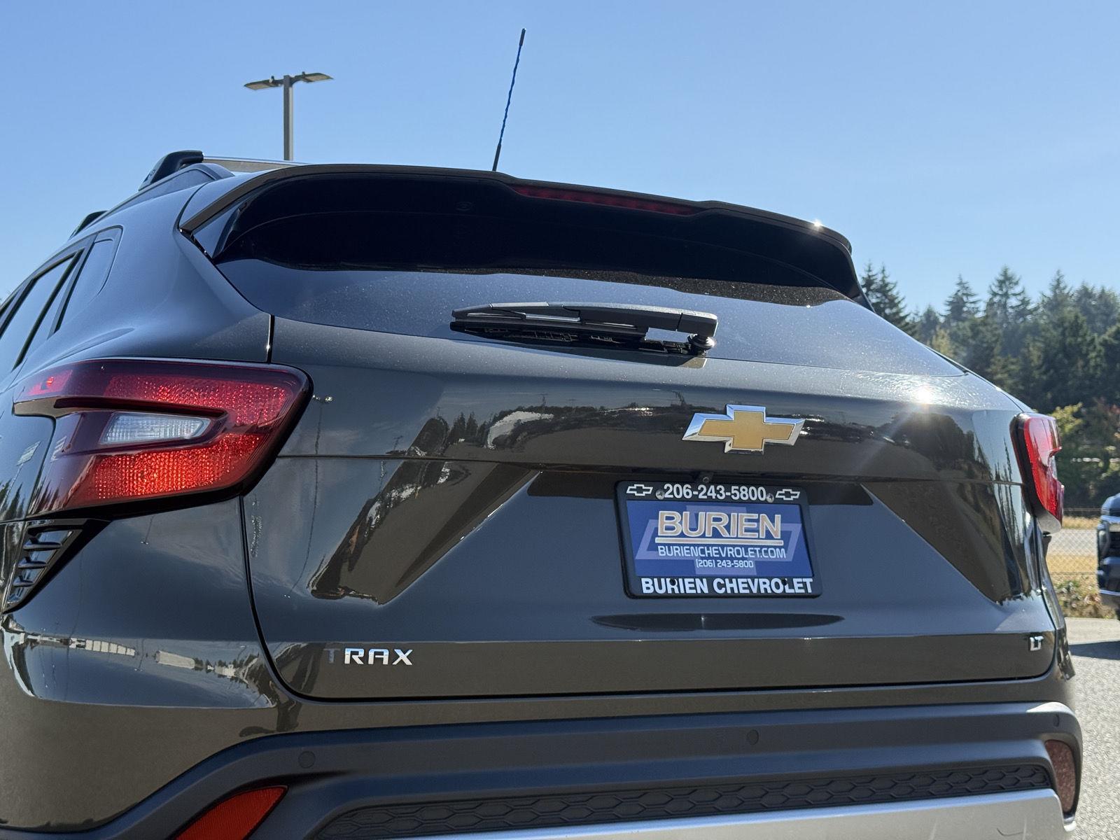 Used 2024 Chevrolet Trax SUV