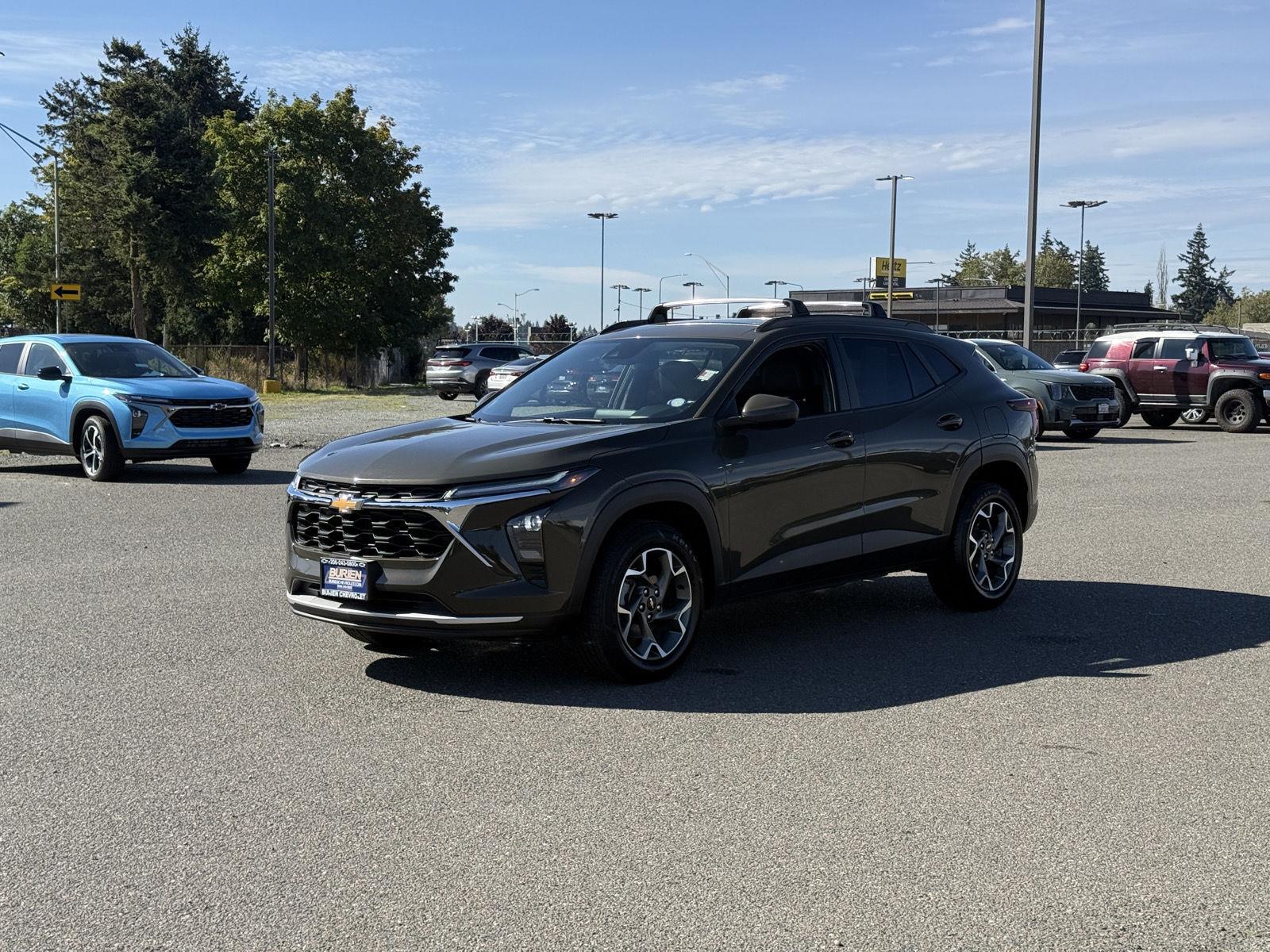 Used 2024 Chevrolet Trax SUV