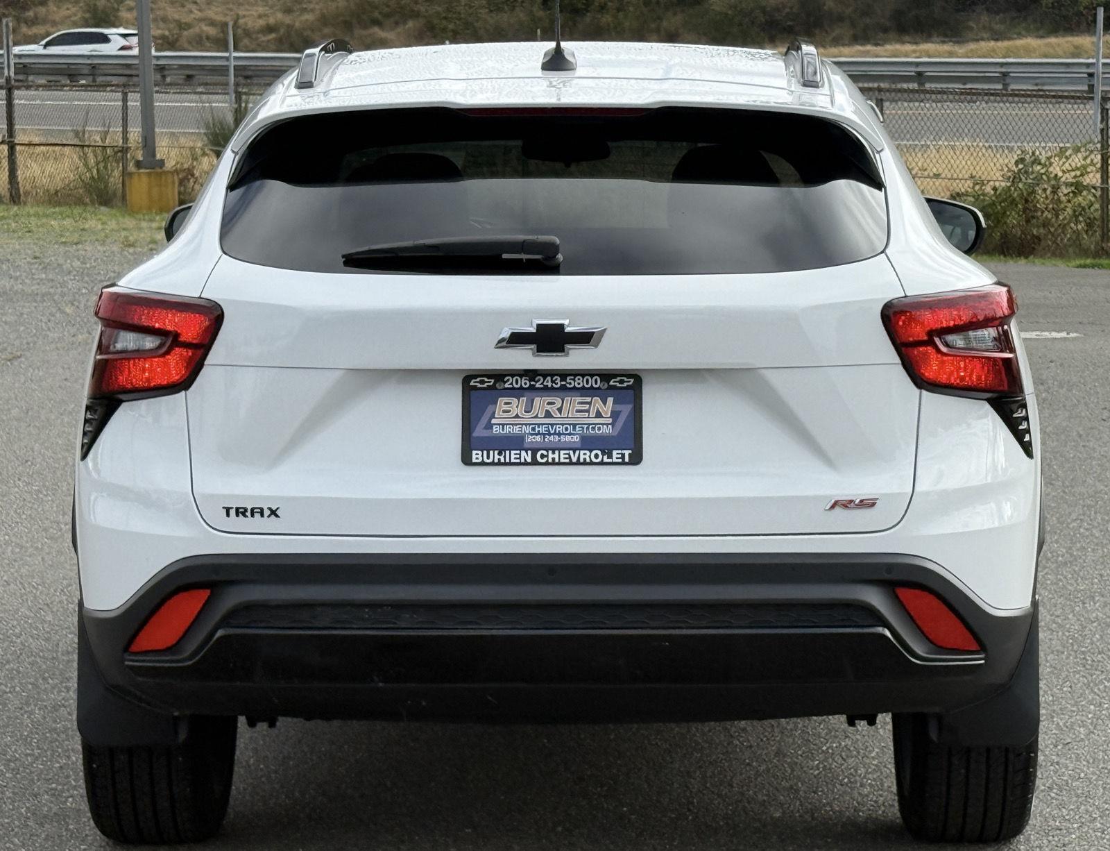 Used 2025 Chevrolet Trax SUV