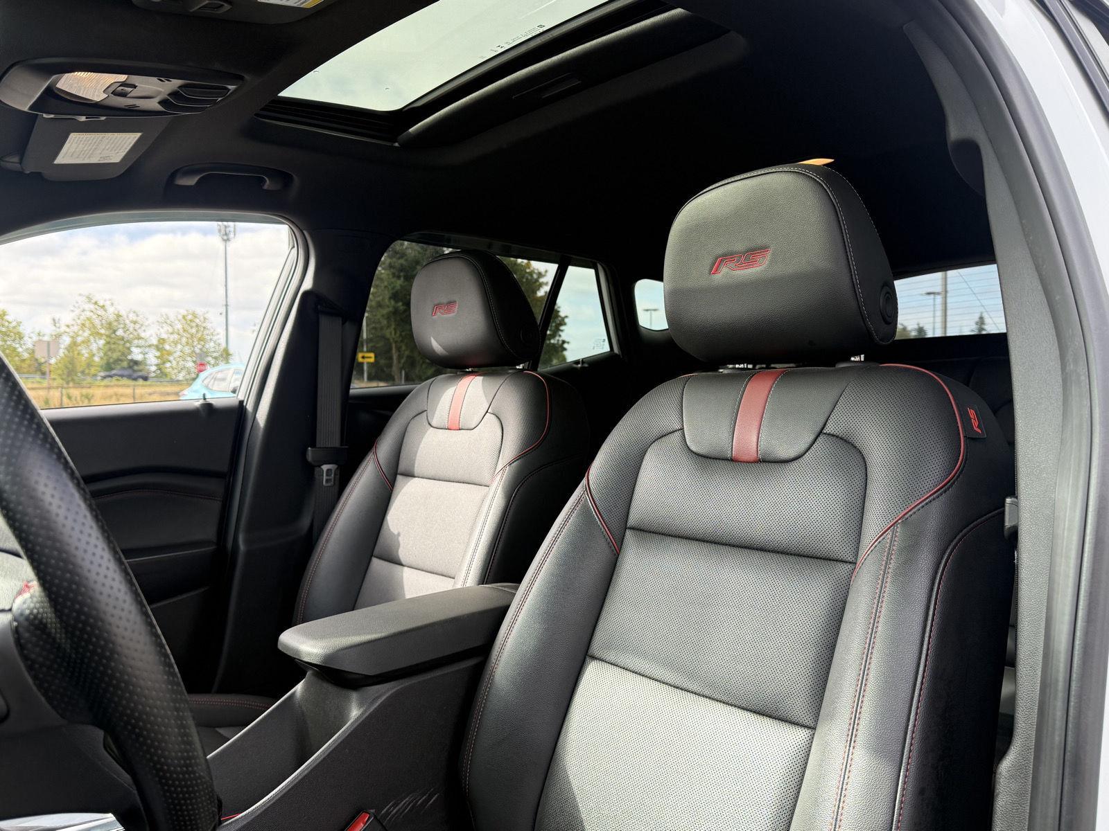 Used 2025 Chevrolet Trax SUV