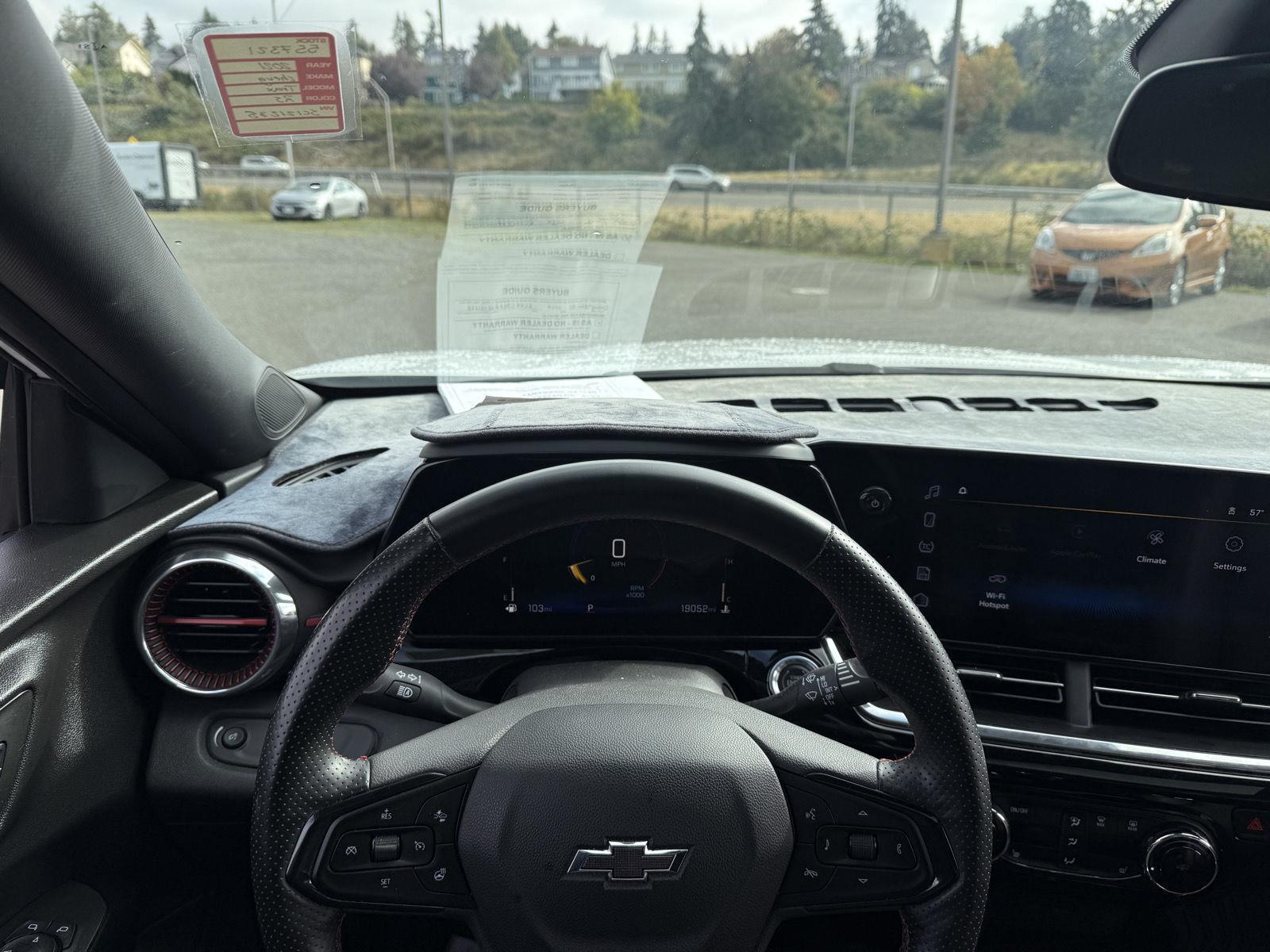 Used 2025 Chevrolet Trax SUV
