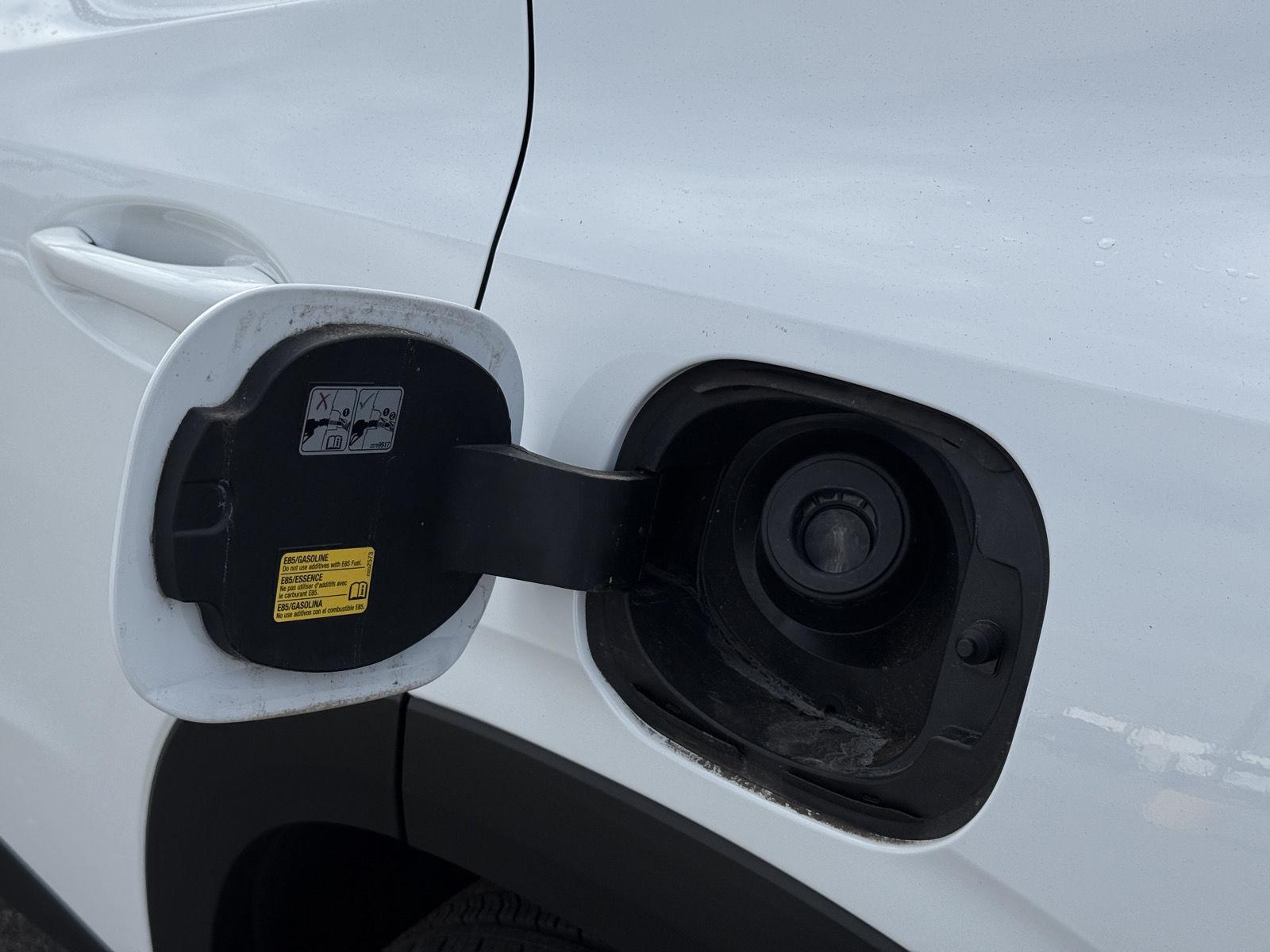 Used 2025 Chevrolet Trax SUV