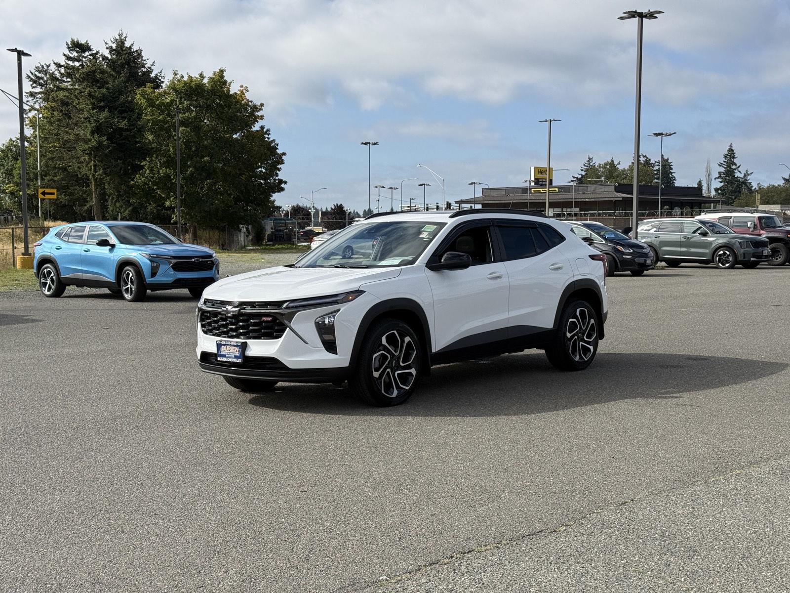 Used 2025 Chevrolet Trax SUV
