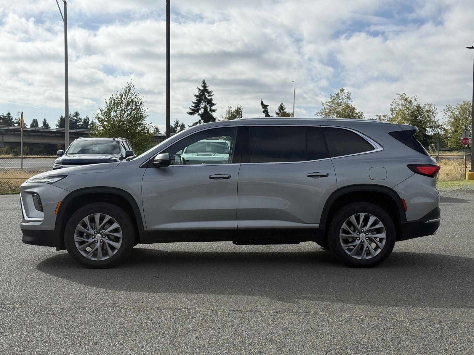 Used 2025 Buick Enclave SUV