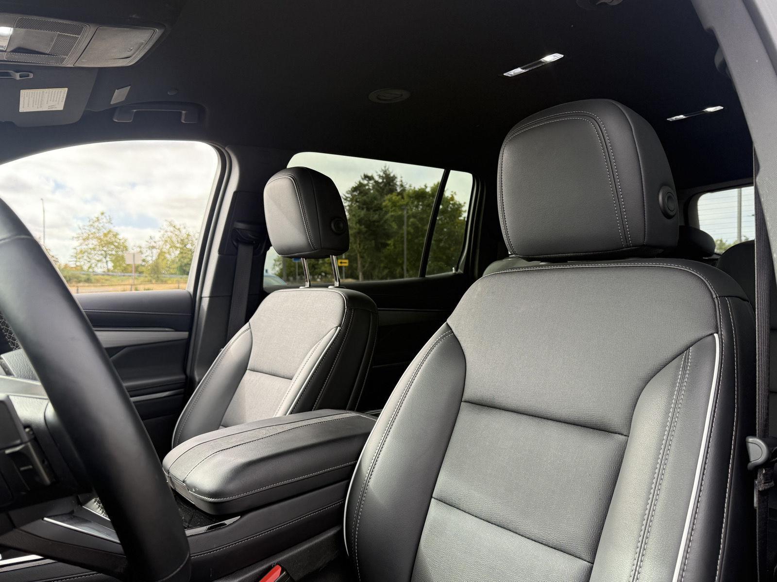 Used 2025 Buick Enclave SUV