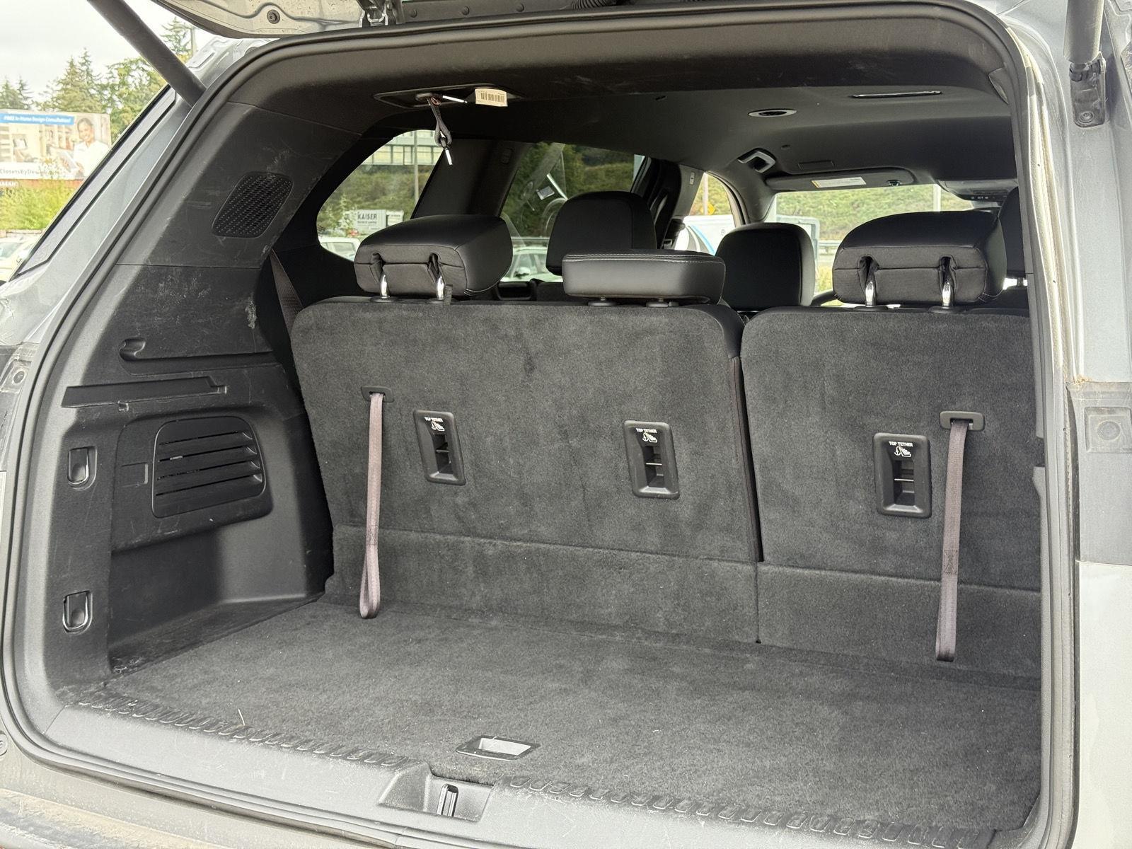 Used 2025 Buick Enclave SUV