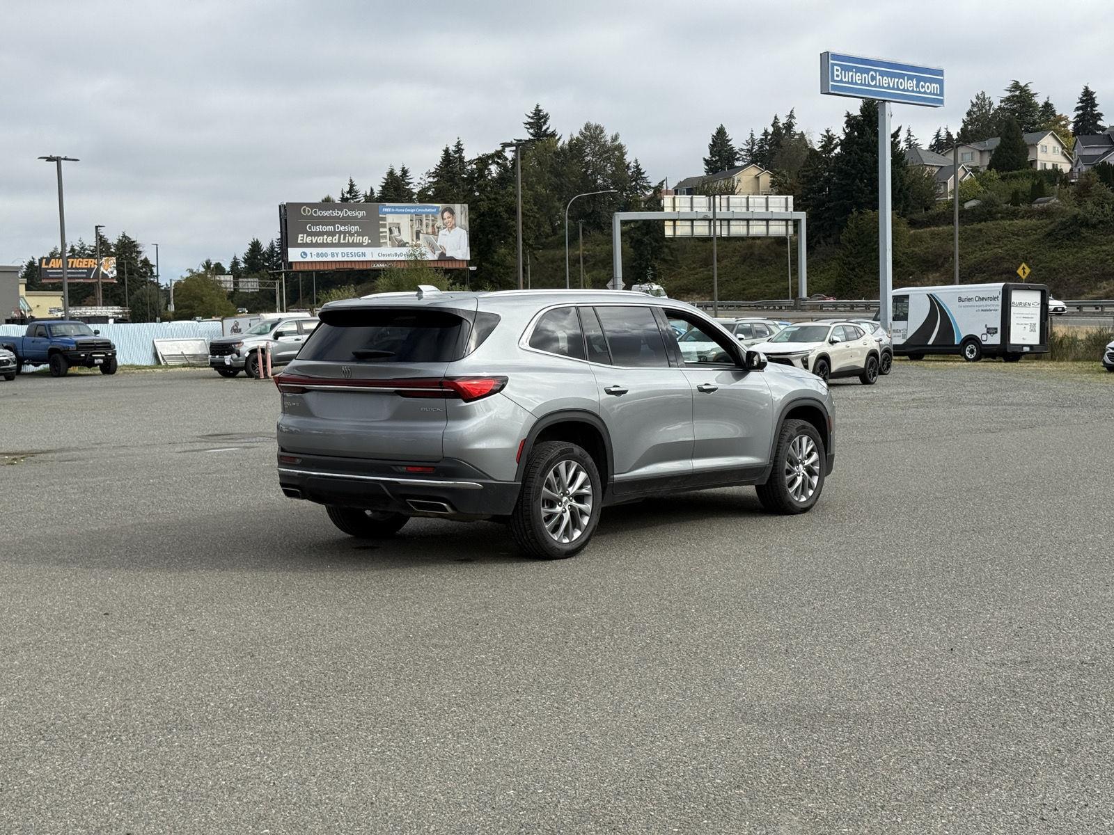 Used 2025 Buick Enclave SUV