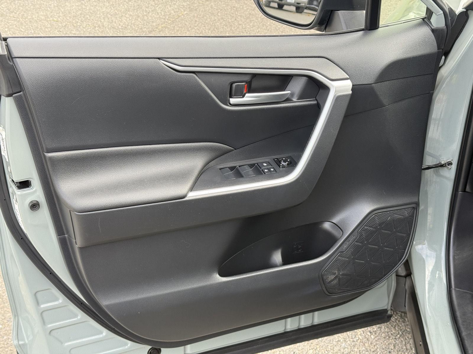Used 2019 Toyota RAV4 SUV